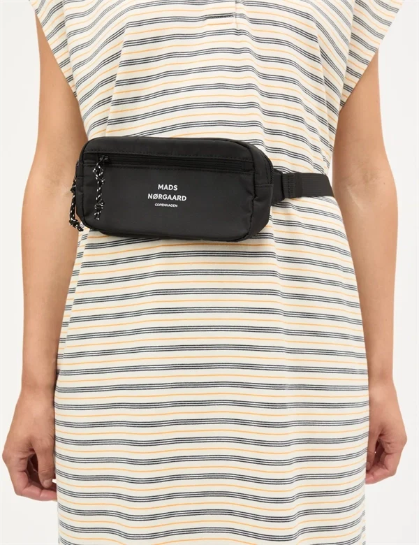 Mads Nørgaard - Tia coa bumbag
