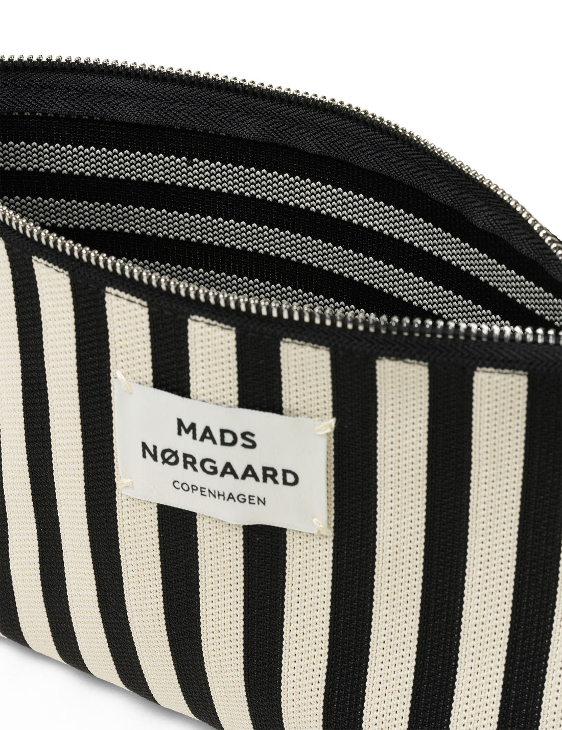 Mads Nørgaard - Hof make-up bag Black/white