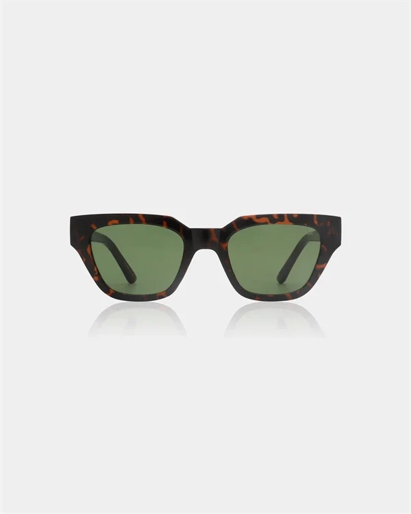 A. Kjærbede - Kaws Demi tortoise