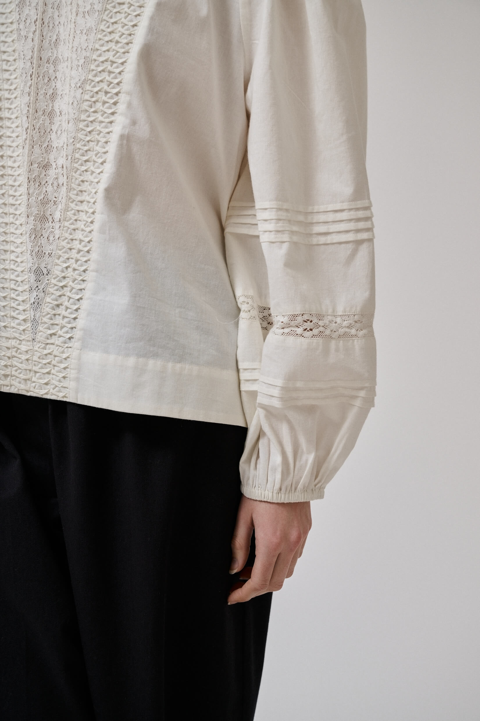 Anne mi - Clover LS blouse White sand