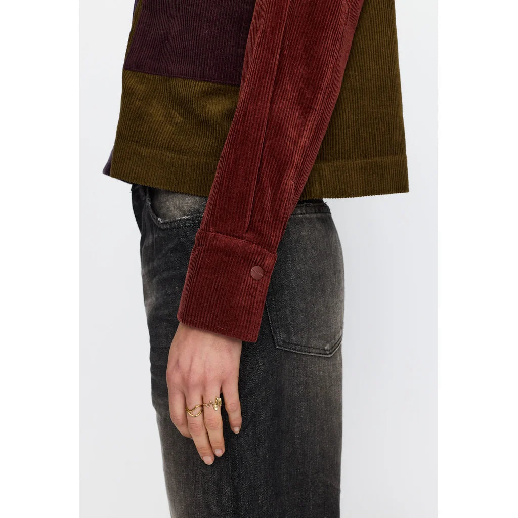 Selfhood - Cropped shirt Darkpurple