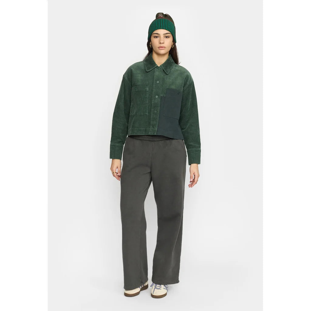 Selfhood - Cropped shirt Green