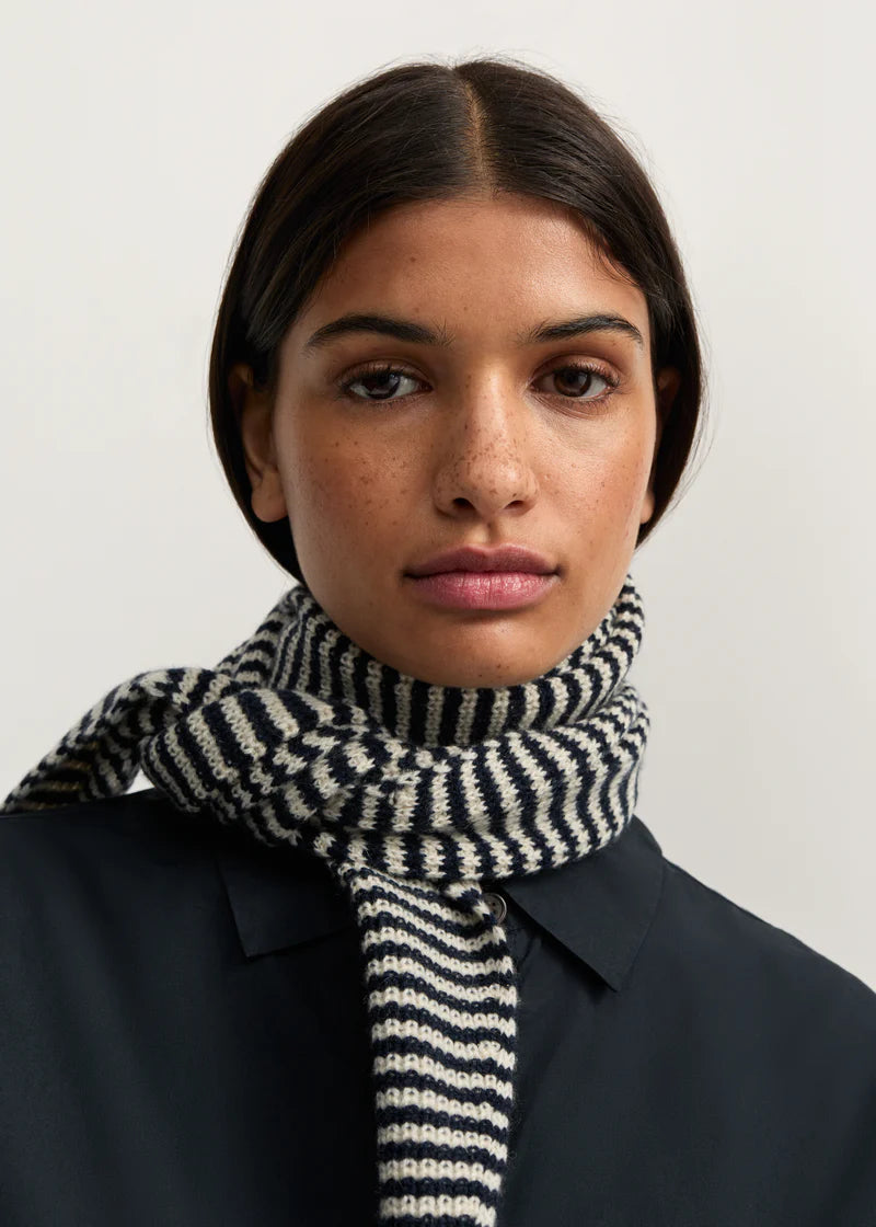 Aiayu - Knox scarf cashmere Mix black blue