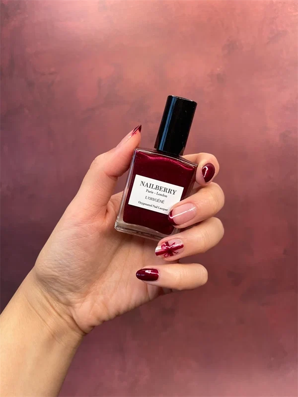 Nailberry - Mystique red