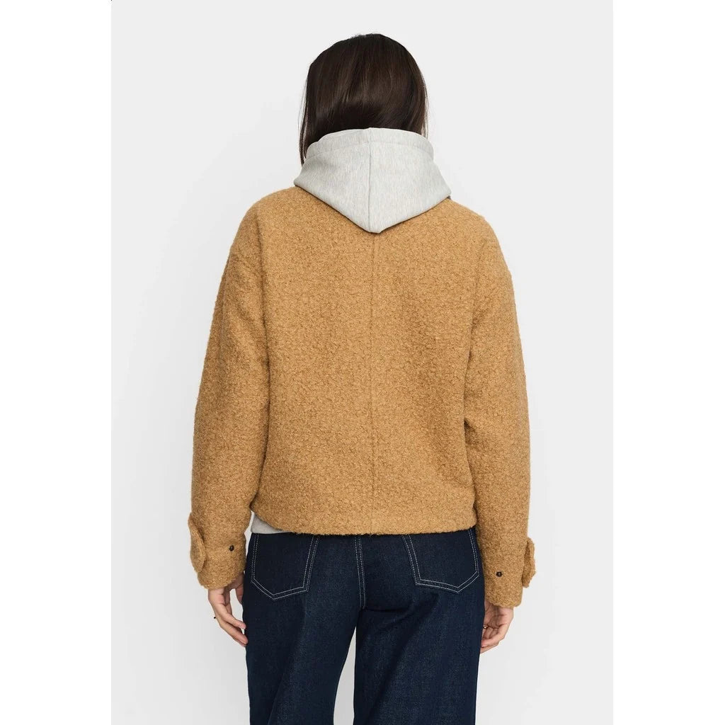 Selfhood - Short jacket Camel