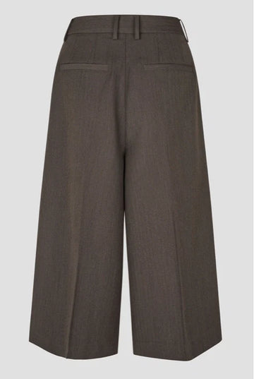 Second Female - Riese shorts Dark brown melange