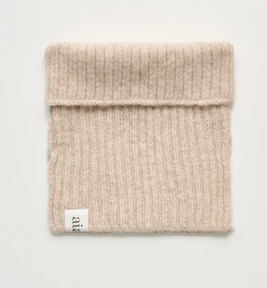 Nellie neck warmer – Pure beige