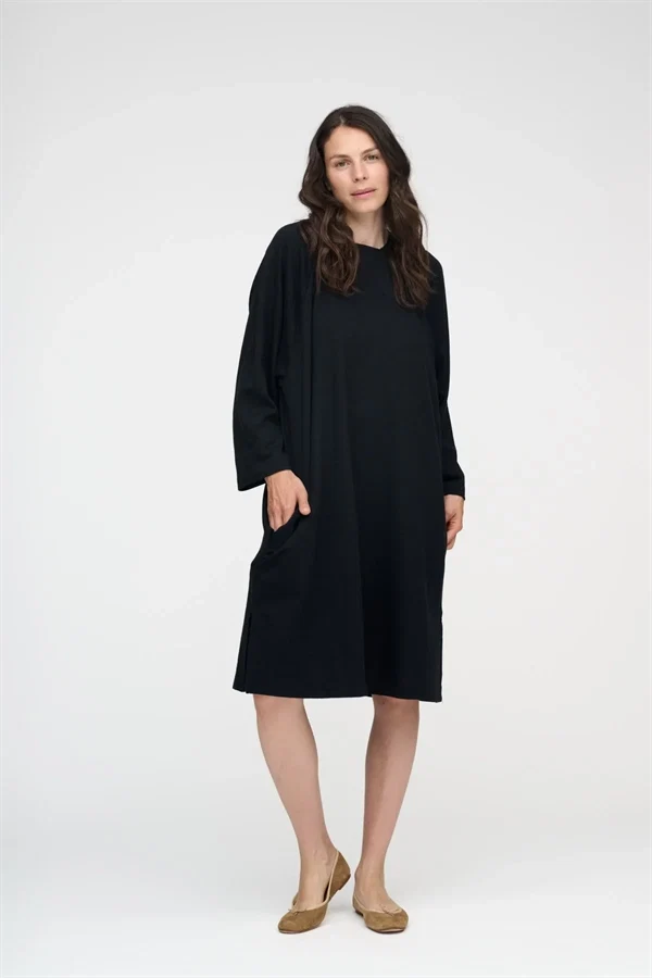 Moshi Moshi mind - Universe dress Black