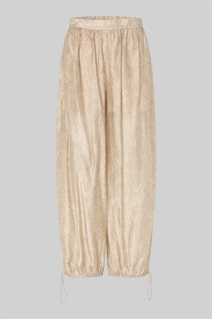 Second female - Hide trousers 