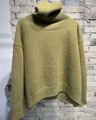 Boii - Olga t-neck Olive